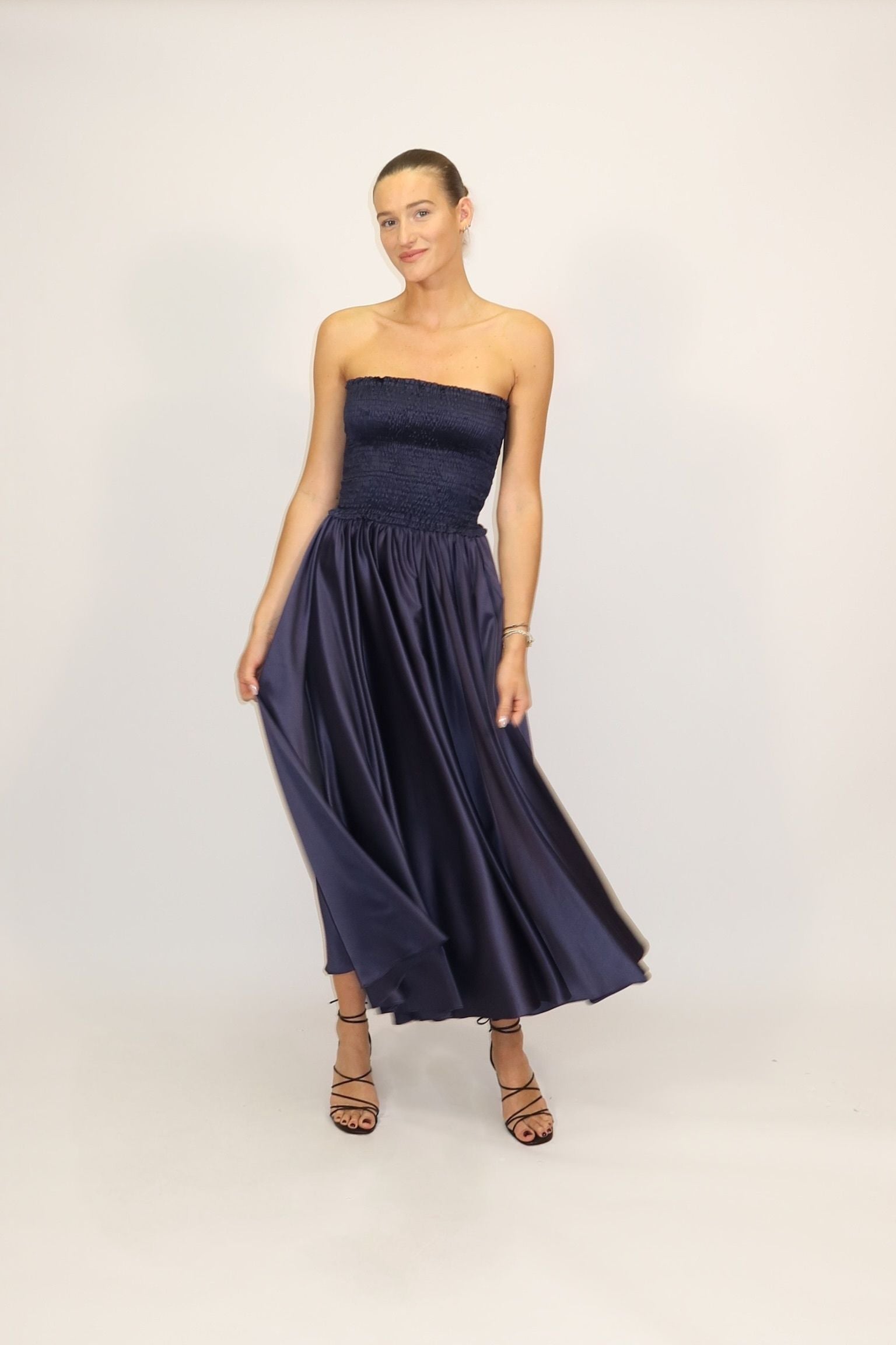 Leila Midi Skirt Ruffle Midnight Blue